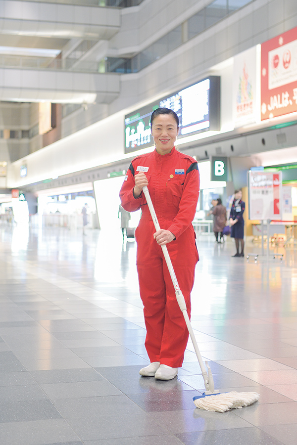 どこを拭くか「観察」して考える　新津春子さん