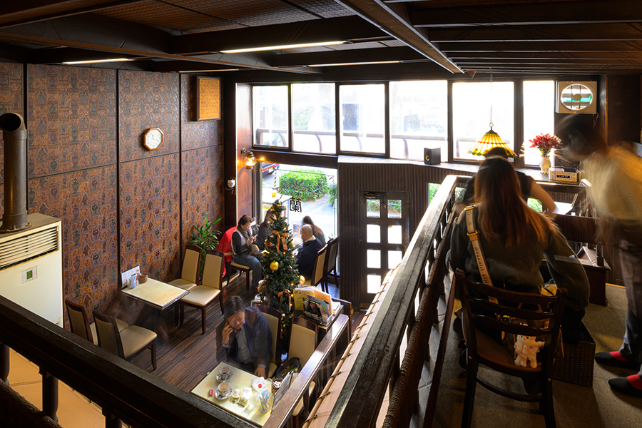 老舗喫茶店を承継したのは〈お隣さん〉姉妹