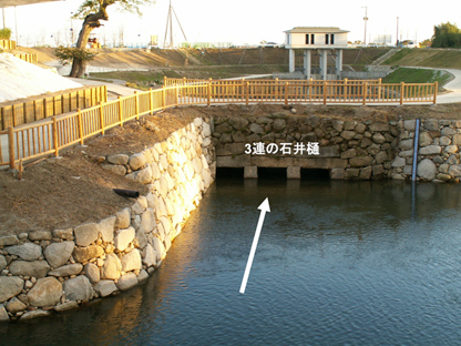 多布施川への水の取り入れ口である石井樋