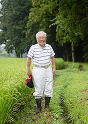 大原神社で待っていてくれた平山用水組合の理事長を務める石井栄吉さん