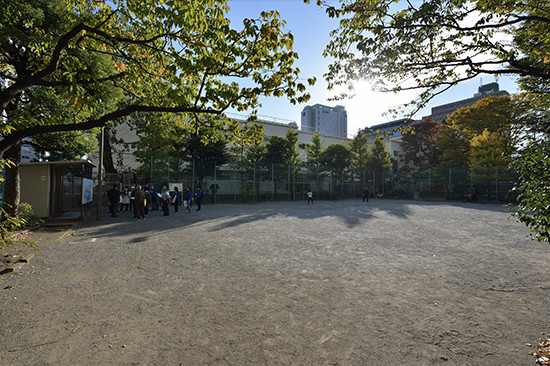 干鰮場跡、今は公園になっていて、当時の様子を表す物はない