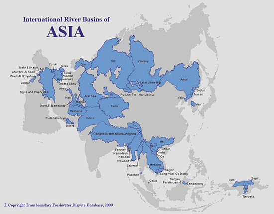 図2：アジアに目をやると、中国から東南アジアをへてガンジスのほうまでを貫く分布が見られ、もう一つは中国とロシアの国境地域に位置する分布がある