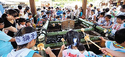 天神祭の様子