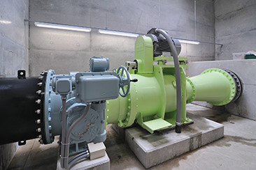 梼原町の小水力発電所は、54kWの出力。