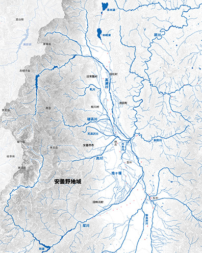 国土地理院基盤地図情報(縮尺レベル25000)「長野、富山、岐阜」及び、国土交通省国土数値情報「河川データ（平成19年、20年）、鉄道データ（平成23年）、高速道路時系列データ（平成23年）、行政区域データ（昭和25年、平成24年）」より編集部で作図