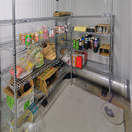 瀬下家でも調整室は冷蔵庫として大活躍。