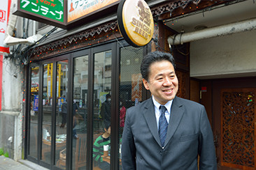 タイ料理店〈クンテープ〉社長の川北昌紀さん。