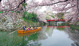 復元和船で「姫路城」巡り