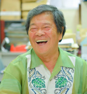 沖縄県豆腐油揚商工組合理事長の久高将勝さん。ご自身も以前は島豆腐を製造していた
