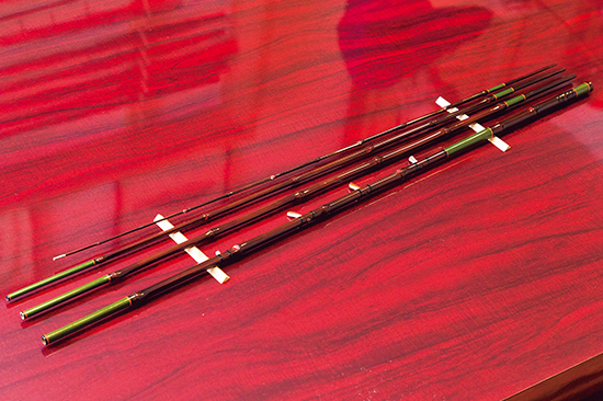 三ツ木さんが釣り大会で優勝したときに用いた手製のキス竿