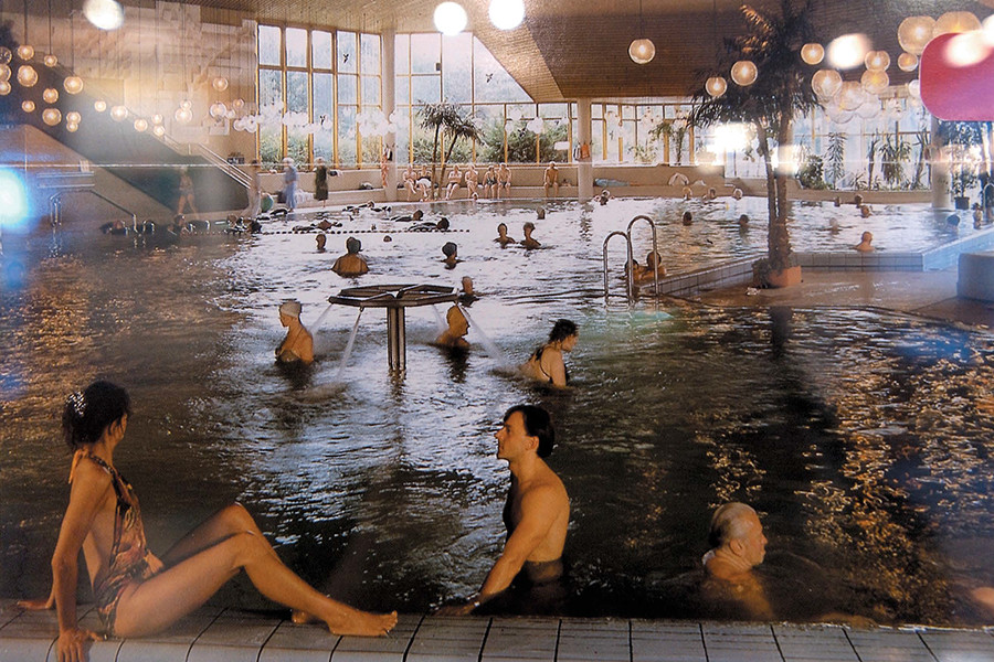 神奈川県温泉地学研究所ロビー展示パネル「世界の温泉」より