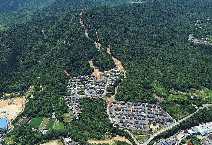 平成30年7月豪雨による被害 土石流など（広島県安芸郡熊野町）