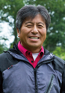 「六花の森」の管理を担う櫻谷康宏さん。酪農家から転身した