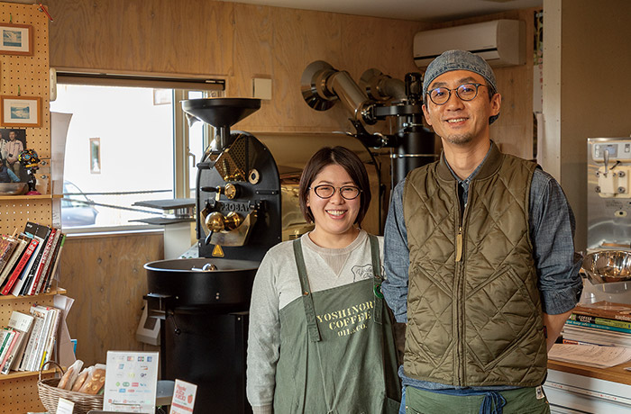 二人三脚でコーヒーショップを営む轡田夫妻
