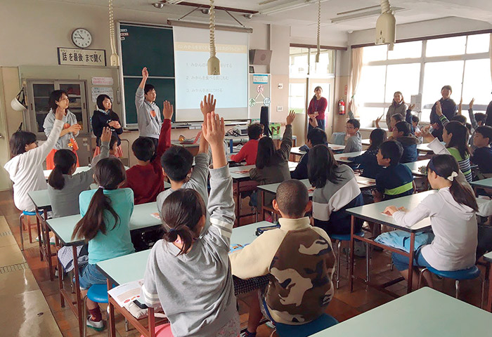 小学校への「出前授業」