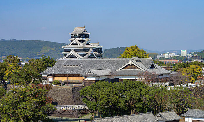 加藤清正が1607年（慶長12）に築いた熊本城。加藤清正は今でも熊本県民から「清正公（せいしょこ）さん」と呼ばれ親しまれている