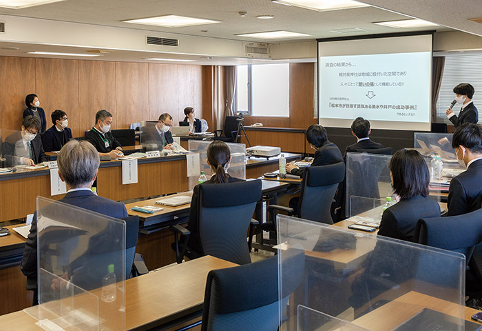 松本市役所で実施した「政策提言発表会」