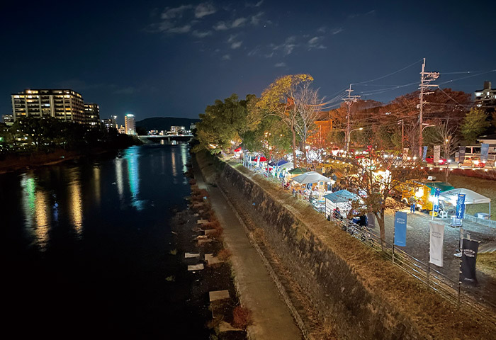 2021年11月27日に開かれた「白川夜市」