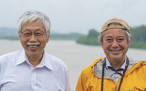 十勝川中流部市民協働会議の和田哲也さん（左）と室瀬秋宏さん（右）