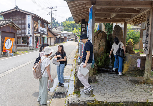 吉祥清水で水分補給