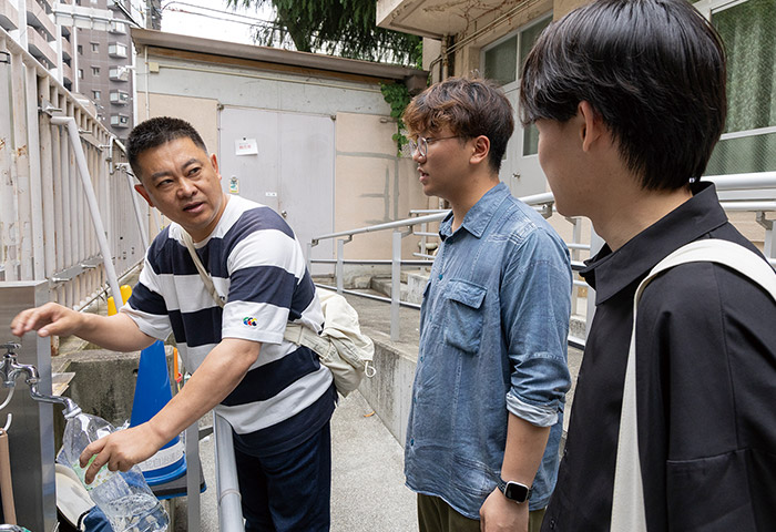 銅駝水を汲みに来た人に話を聞く
