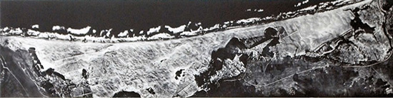 1952年11月２日 終戦間もない鳥取砂丘は千代川から福部村の岩戸まで砂の海であった。
